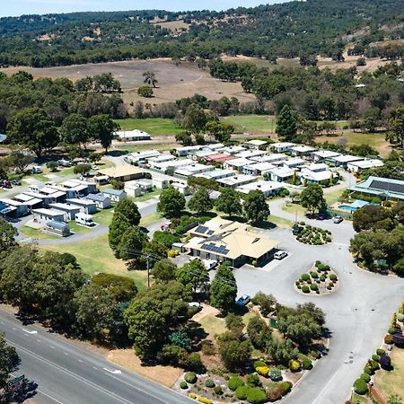 Tasman Holiday Parks - Serpentine Falls Buitenkant foto