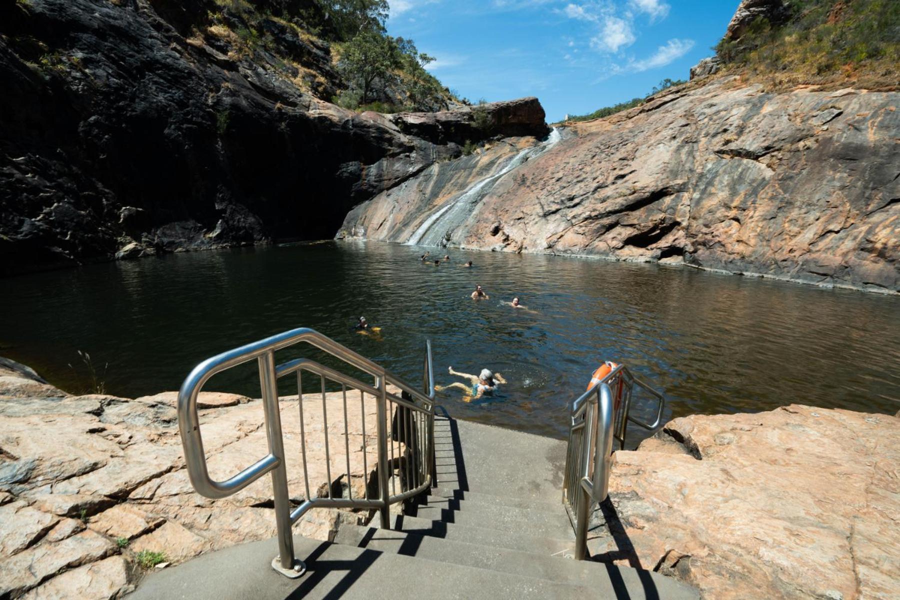Tasman Holiday Parks - Serpentine Falls Buitenkant foto